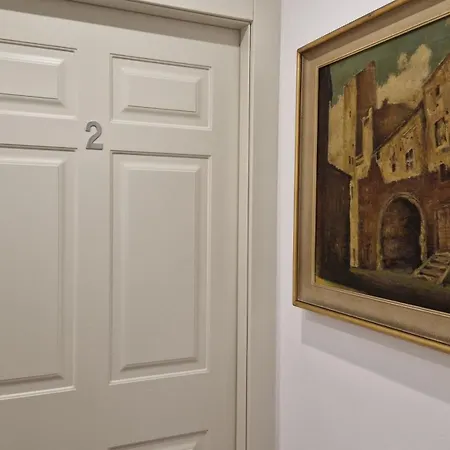 La Maison Dei Re بيت ضيافة كاتانيا